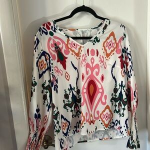 Ladies colorful fun blood with tapered sleeve